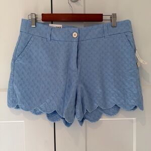 Crown & Ivy Shelby Scallop Hem Shorts • Light Blue • Size 10 • NWT